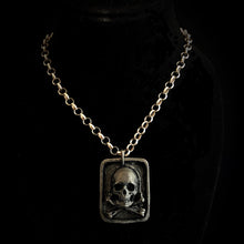 Load image into Gallery viewer, ossua-et-acroamata-jewelery-movie-props-trivia-gothic-goth-gothic-pirate-pirates-memento-mori-sterling-silver-925-Jolly-Roger-Necklace
