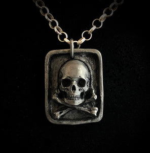 ossua-et-acroamata-jewelery-movie-props-trivia-gothic-goth-gothic-pirate-pirates-memento-mori-sterling-silver-925-Jolly-Roger-Necklace