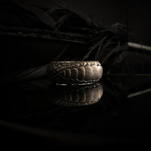 Gothic Wedding Rings | Unique Apopis Ring | OSSUA et ACROMATA