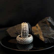 Load image into Gallery viewer, ossua-et-acroamata-jewelery-mythology-myth-egypt-gods-gothic-goth-gothic-memento-mori-sterling-silver-925-sobek-ring