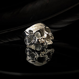 ossua-et-acroamata-jewelery-mythology-myth-gothic-goth-gothic-memento-mori-sterling-silver-925-Death-Mask-Ring