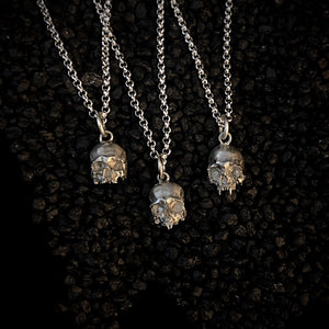 ossua-et-acroamata-jewelery-mythology-myth-gothic-goth-gothic-memento-mori-sterling-silver-925-vamyre-skull-necklace